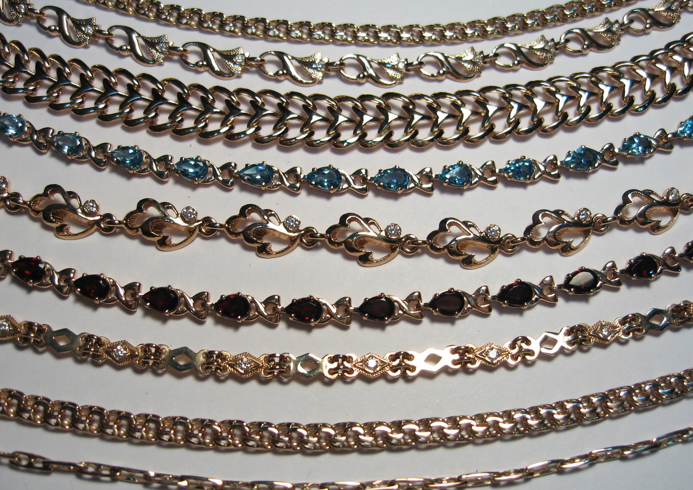 Цепи и браслеты